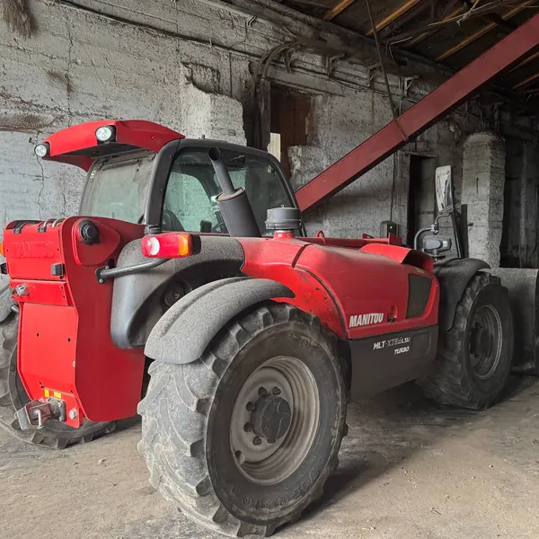 Телескопічний навантажувач Manitou MLT-X 735